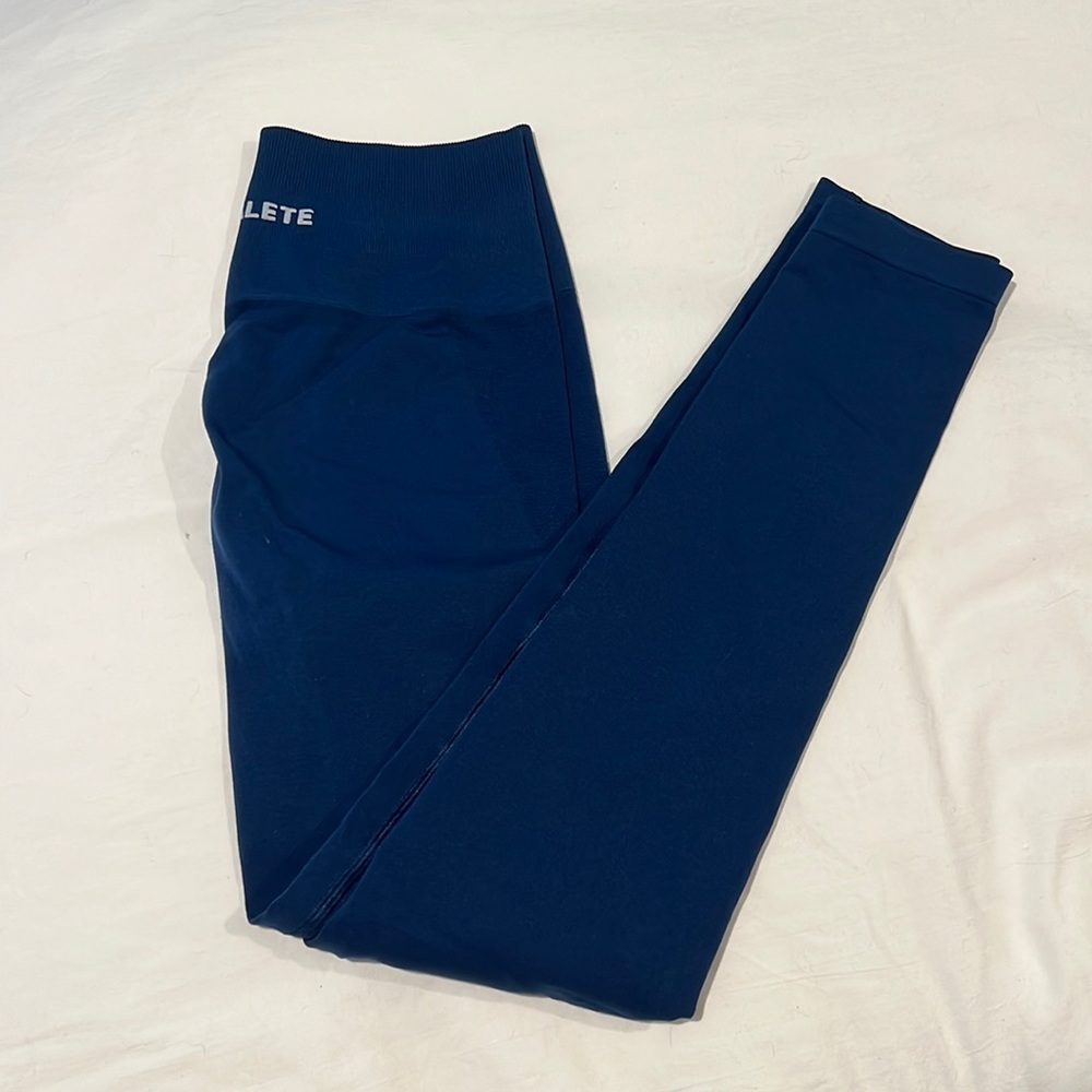 Alphalete Amplify size Small legging in like new condition